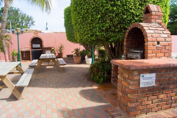 Hotel Sasaki Apartments (Gasparito)